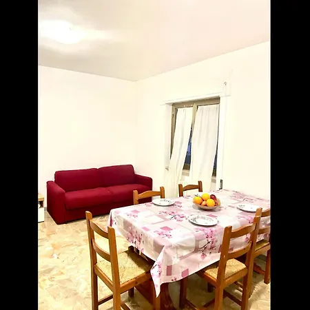 לינה וארוחת בוקר La Casa Di Elvis 3 *