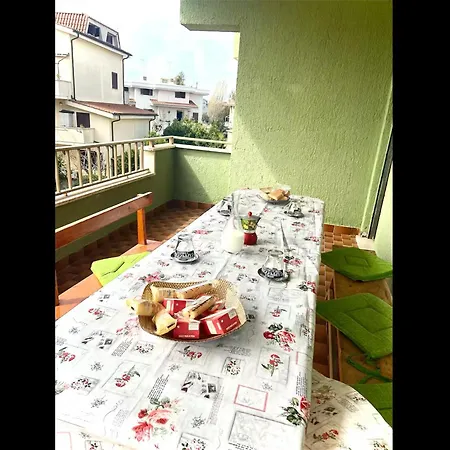 La Casa Di Elvis 3 Ladispoli